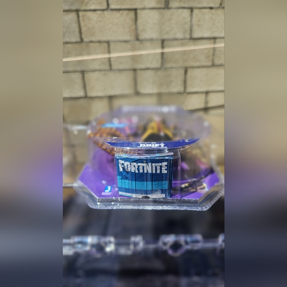 NEW Fortnite Solo Mode Core Figure Pack - Drift Collectible Toy - Picture 5 of 5